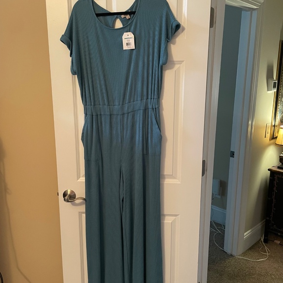 Teal jumpsuit - Picture 4 of 4